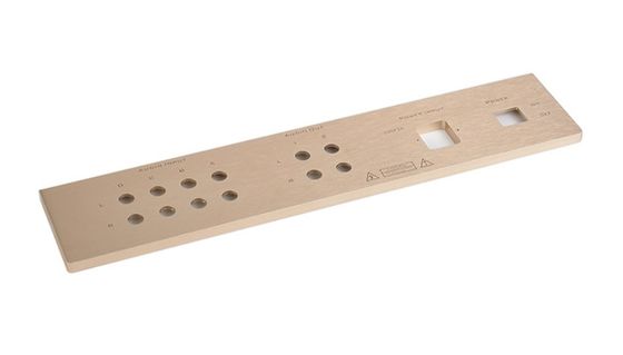 アノード化アルミニウムフロントパネル 直角的な衝撃耐性