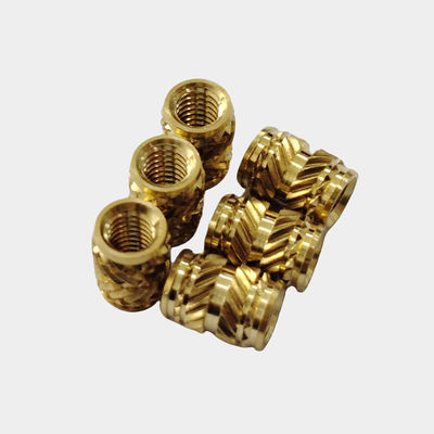 M2 M3 M4 M5 M6 M8 ブラス ロープ式挿入ナッツ クラウリング 挿入ナッツ CNC ターニング 熱スタッキング