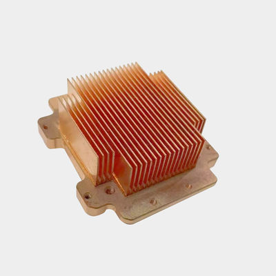 純銅 スキーブフィンヒートシンク 熱伝導性 電子機器用のフィンヒートシンク